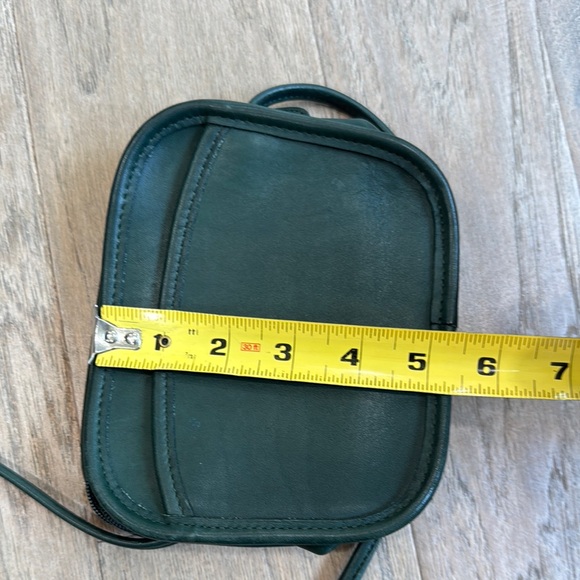 Vintage Classic Hadley Zip Bag Emerald Green - Picture 11 of 12